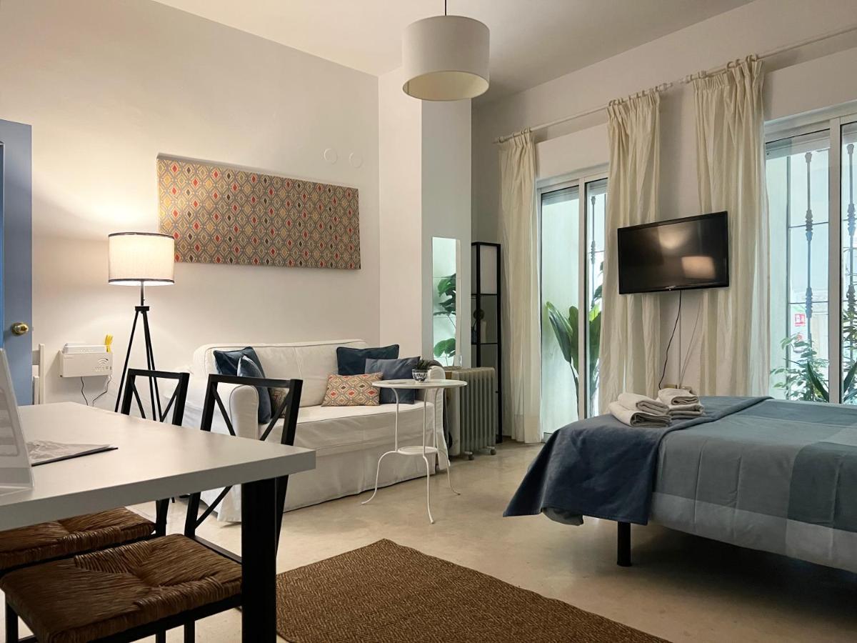 Estudio Suite San Vicente - Aloha Sevilla Buitenkant foto
