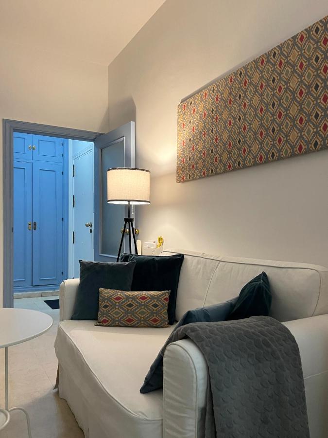 Estudio Suite San Vicente - Aloha Sevilla Buitenkant foto